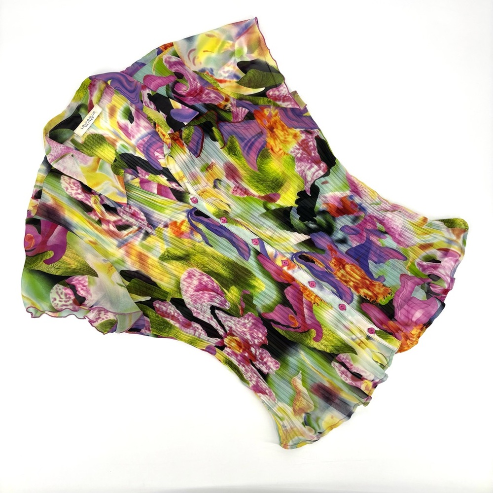 Laura Plus Petites Vibrant Floral Short Ruffle Sleeve Accordion Blouse, 2X
